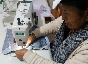 Estudiantes de Chivay transformarán el bordado del Colca en moda casual para ampliar oportunidades laborales